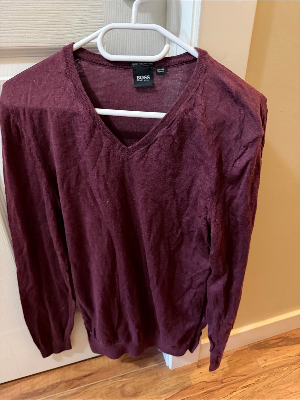 BOSS Women's V-Neck Sweater in Burgundy